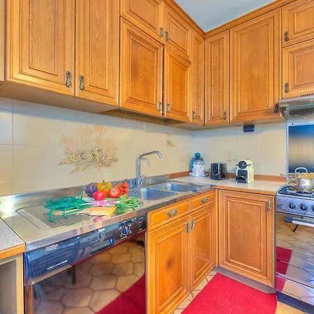 Cedar House Few Minutes From - Happy Анджера