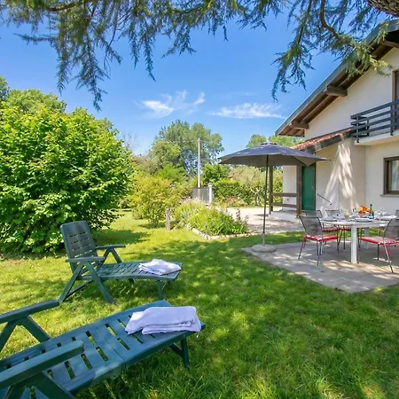 Casa vacanze Cedar House In - Garden& Bbq - Happy