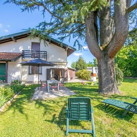 Cedar House In - Garden& Bbq - Happy * Angera