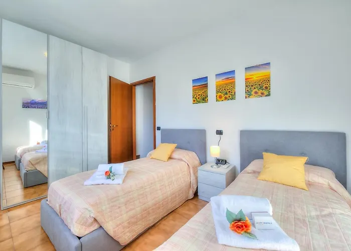 Nyaraló Cedar House Few Minutes From - Happy *