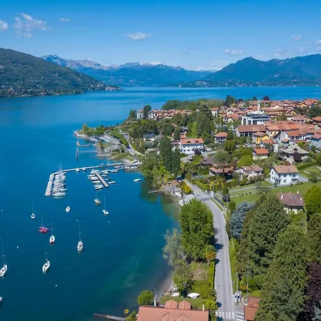 Cedar House Few Minutes From - Happy Vakantiehuis *