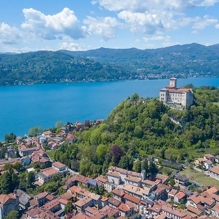 Vakantiehuis Cedar House Few Minutes From - Happy *