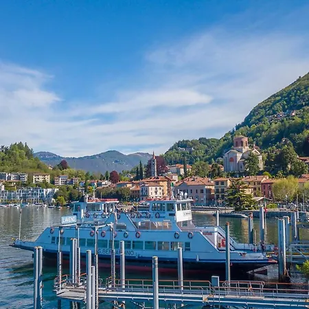 Cedar House Few Minutes From - Happy